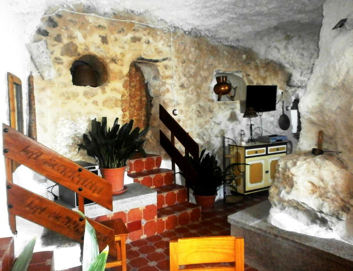 La Serrana Bedmar y Garciez Esterno foto